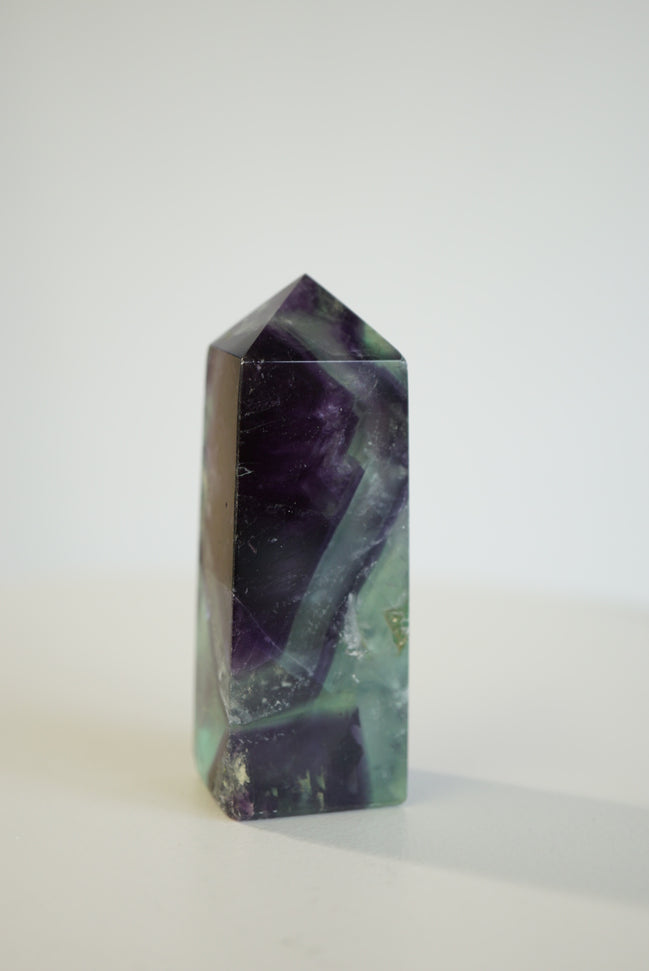 紫綠羽毛螢石柱 - ART OF GEM 