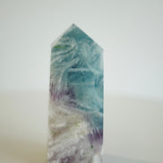 紫藍羽毛螢石柱 - ART OF GEM 