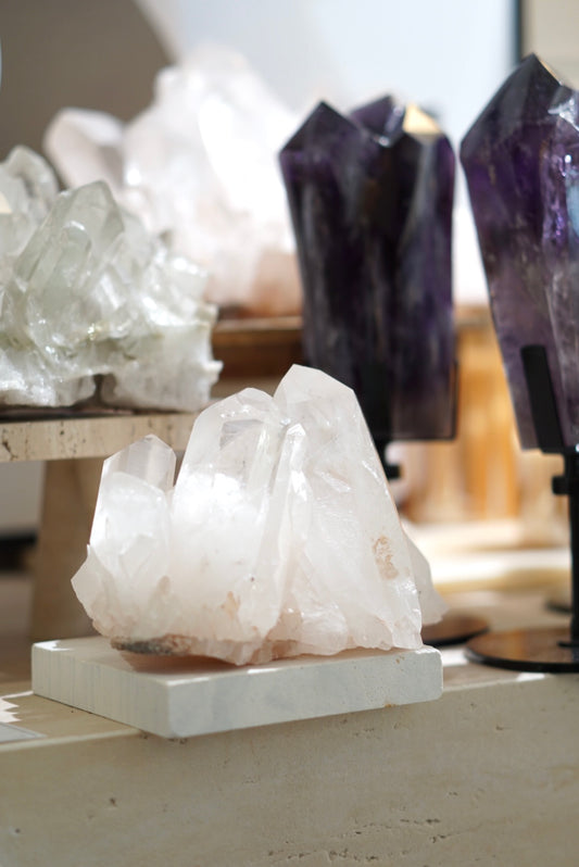 巴西白水晶簇 (帶粉調) - ART OF GEM