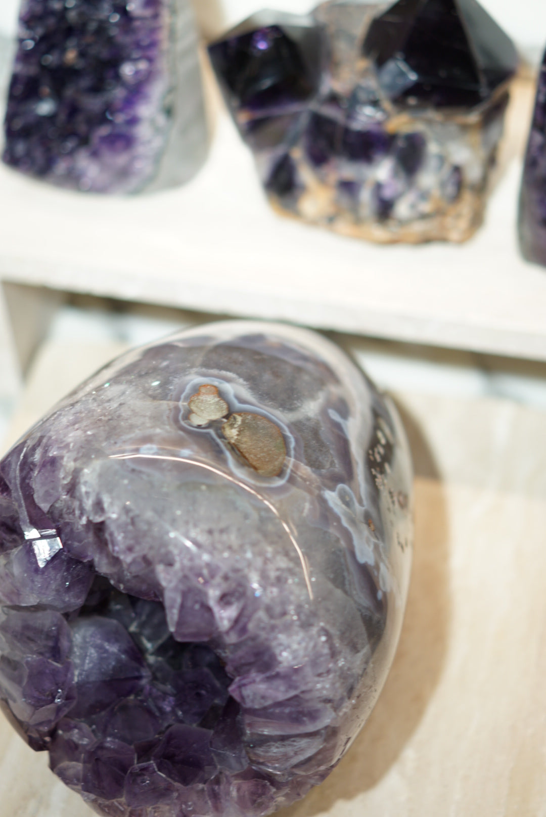 罕有巴西全瑪瑙拋光紫晶洞 Brazil Amethyst Geode with Agate - ART OF GEM 
