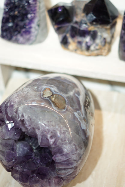 罕有巴西全瑪瑙拋光紫晶洞 Brazil Amethyst Geode with Agate - ART OF GEM 
