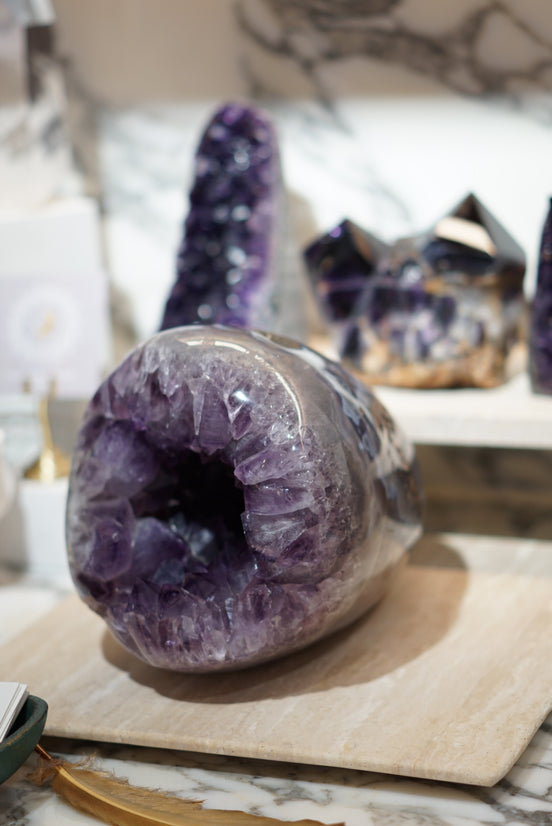 罕有巴西全瑪瑙拋光紫晶洞 Brazil Amethyst Geode with Agate - ART OF GEM 