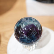 紫藍綠羽毛螢石球 - ART OF GEM 