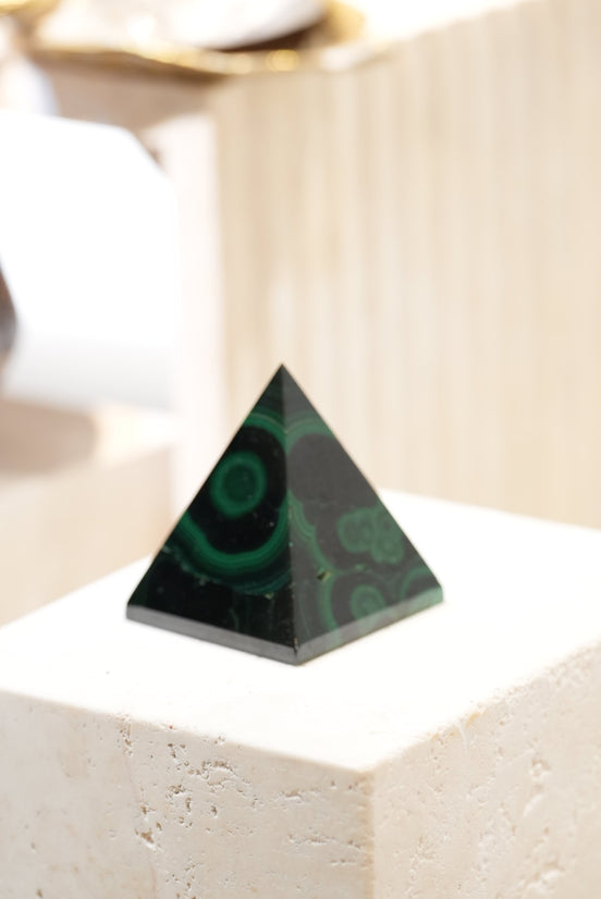 非洲孔雀石金字塔 - ART OF GEM 