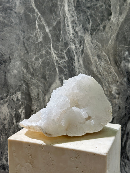 巴西白水晶洞 Brazil White Quartz Geode - ART OF GEM 