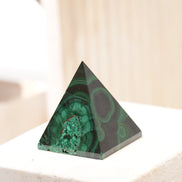 非洲孔雀石金字塔 - ART OF GEM 