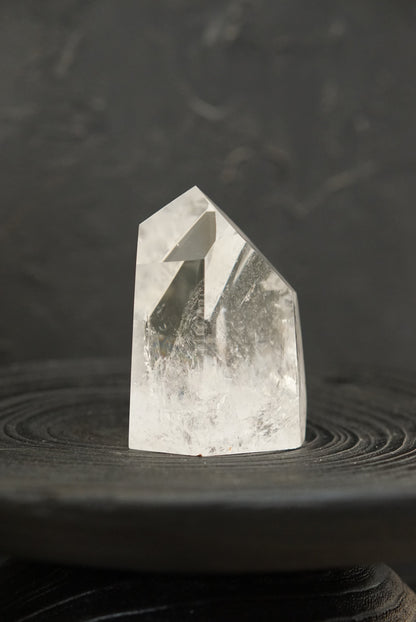 巴西白水晶柱 Brazil White Quartz Tower - ART OF GEM 