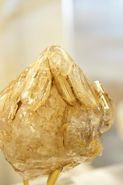 巴基斯坦鑽石形黃泥骸骨水晶 Pakistan Fenster Quartz - ART OF GEM 