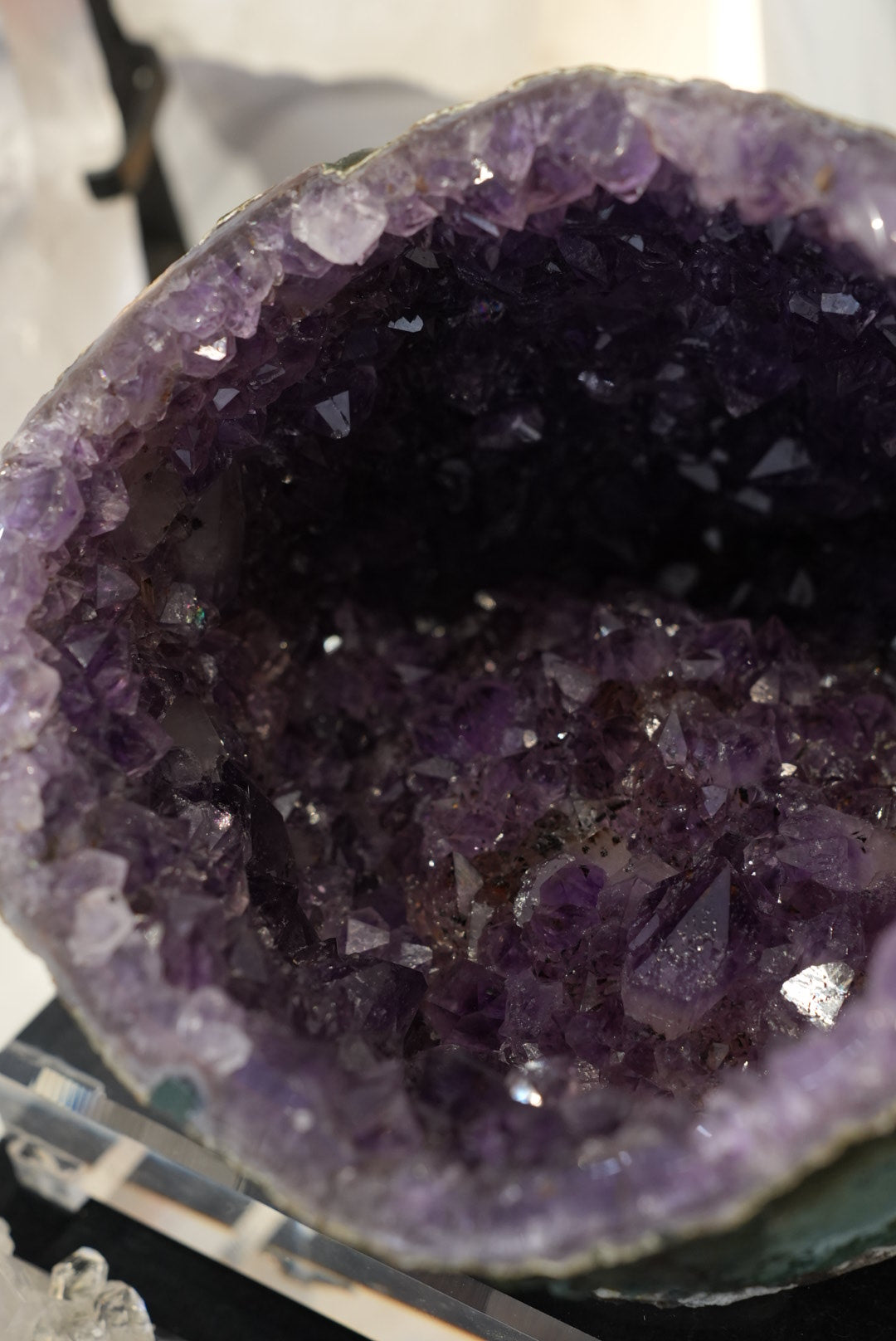 大型巴西紫鈦晶洞 - ART OF GEM 