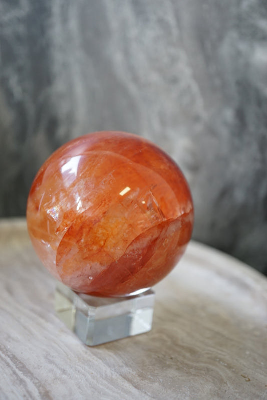 紅膠花球Fire Quartz/Hematoid Quartz Sphere