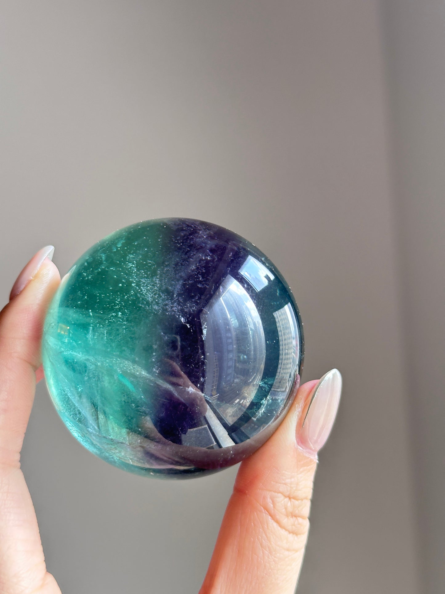 巴西紫綠螢石球Brazil Purple and Green Fluorite Sphere