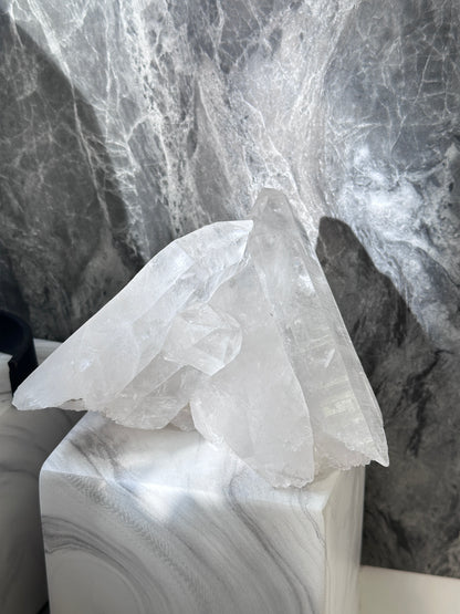 罕有金字塔形巴西白水晶簇 Brazil White Quartz Cluster - ART OF GEM 