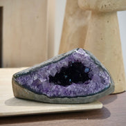 烏拉圭紫水晶洞