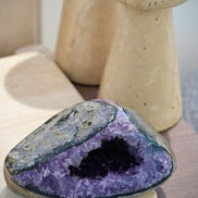 烏拉圭紫水晶洞