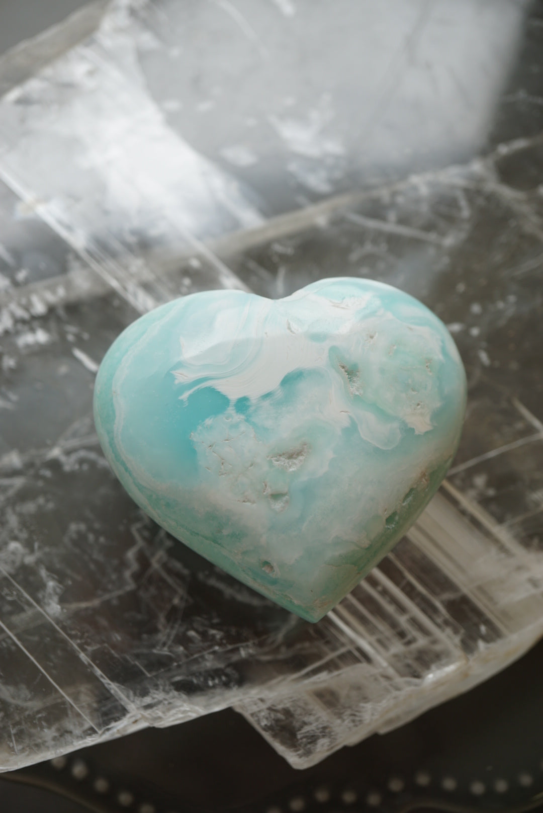 藍加勒比方解石心心 Caribbean Blue Calcite Heart