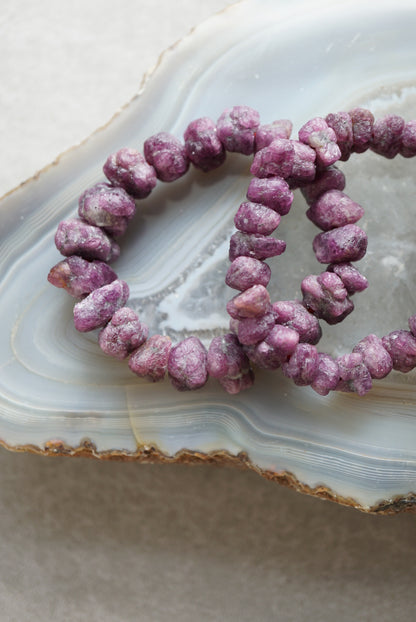紅寶石原石手鏈 Raw Ruby Bracelet - ART OF GEM 