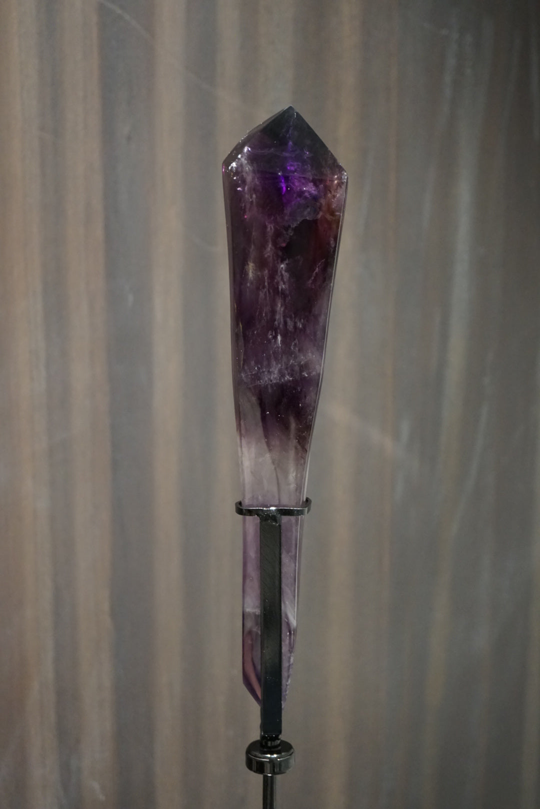 極濃色巴西紫晶權杖 （可旋轉底座）Brazil Scepter Amethyst (with rotating stand)