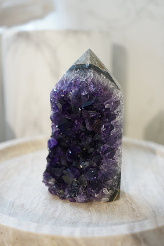 巴西紫晶柱 Brazil Amethyst Tower