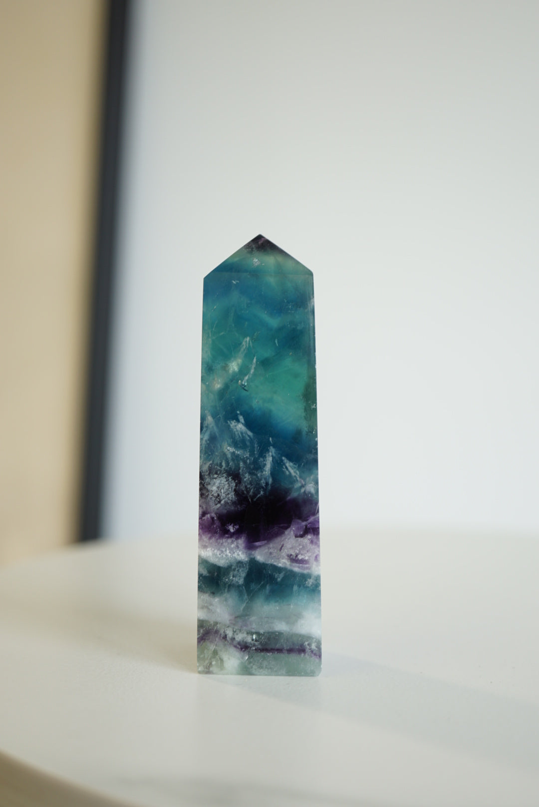 紫藍羽毛螢石柱  Fluorite Tower