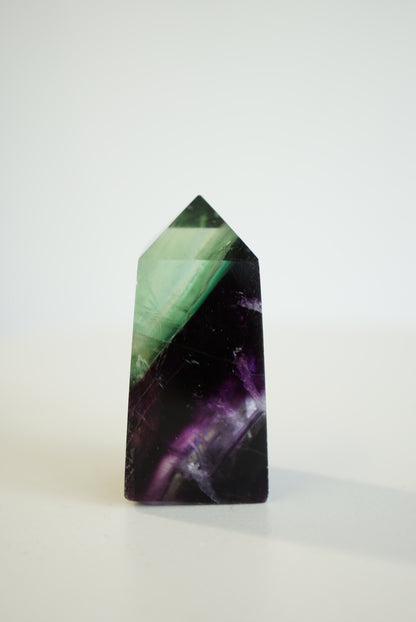 紫綠羽毛螢石柱  Fluorite Tower - ART OF GEM 