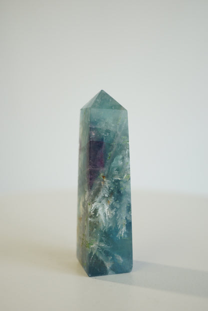 紫藍羽毛螢石柱  Fluorite Tower - ART OF GEM 