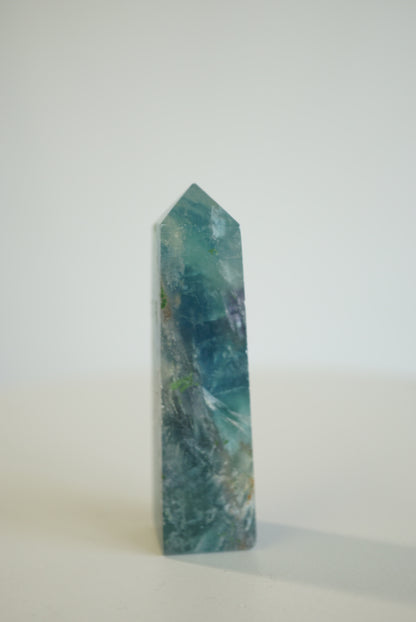 紫藍羽毛螢石柱  Fluorite Tower - ART OF GEM 
