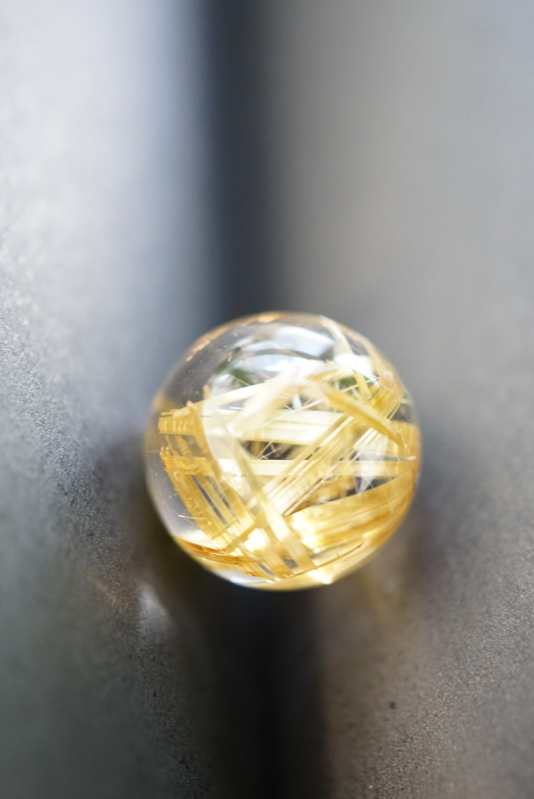 全清巴西金鈦晶球Golden Rutiled Quartz Sphere