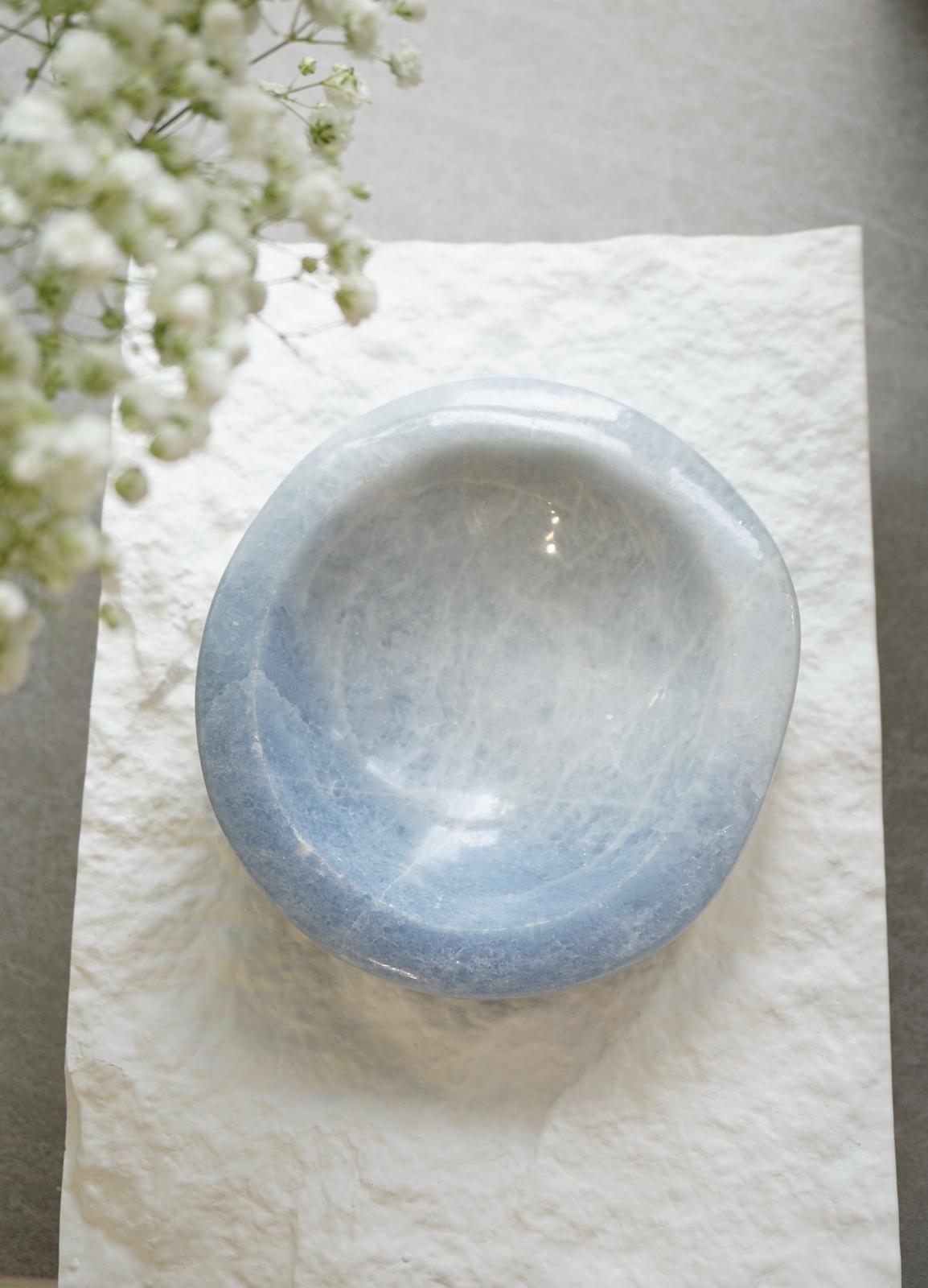 藍方解石碗 Blue Calcite Bowl