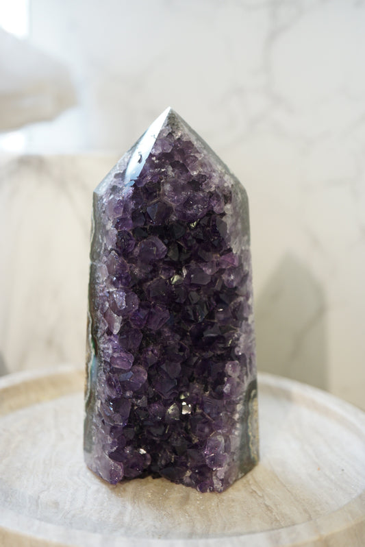 巴西紫晶柱 Brazil Amethyst Tower