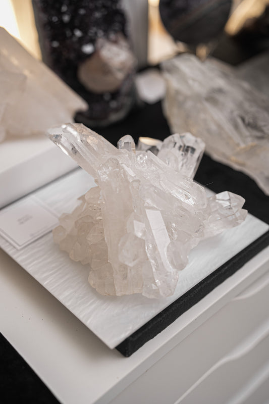 1.2KG巴西白水晶簇 Brazil White Quartz Cluster