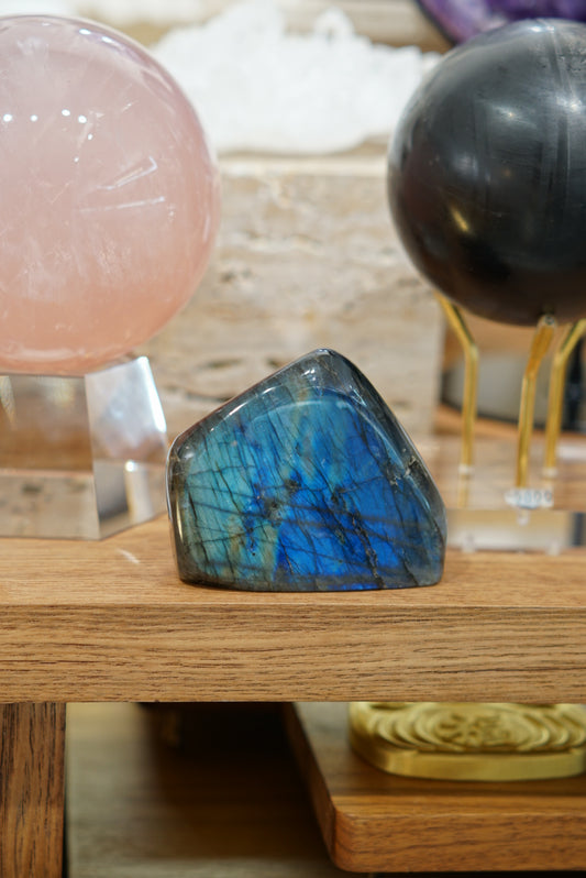 拉長石 Labradorite