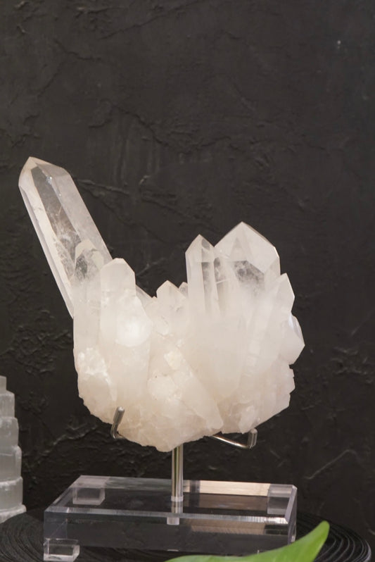 巴西白水晶簇  (時光隧道水晶）𝐖𝐡𝐢𝐭𝐞 𝐐𝐮𝐚𝐫𝐭𝐳 𝐂𝐥𝐮𝐬𝐭𝐞𝐫 （Time Link Quartz) - ART OF GEM 