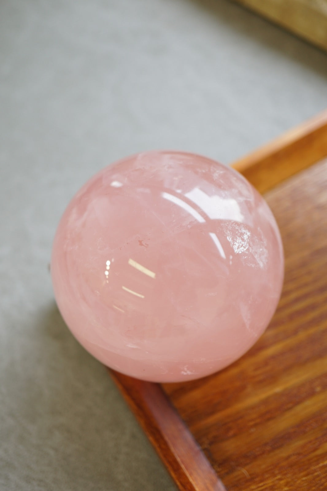 星光粉晶球 Mozambique Rose Quartz Sphere