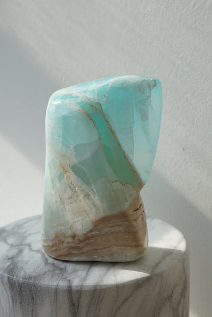 藍加勒比方解石 Blue Caribbean Calcite - ART OF GEM 