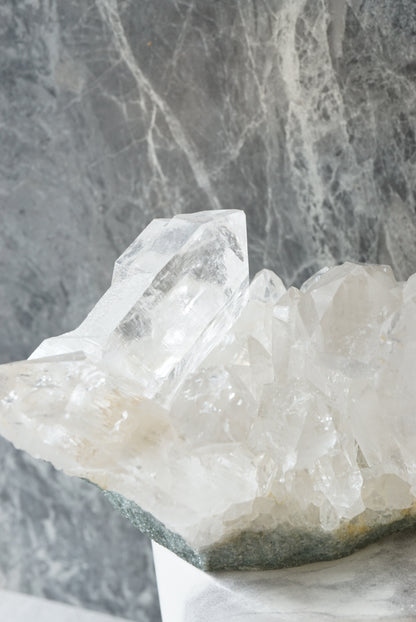 1.78KG 收藏級印度喜馬拉雅白水晶簇 𝑯𝒊𝒎𝒂𝒍𝒂𝒚𝒂𝒏 𝑾𝒉𝒊𝒕𝒆 𝑸𝒖𝒂𝒓𝒕𝒛 𝑪𝒍𝒖𝒔𝒕𝒆𝒓 - ART OF GEM 