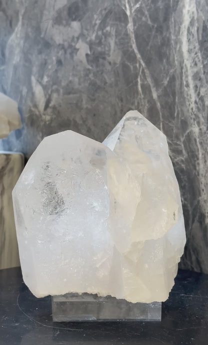 2.1KG巴西白水晶簇 Brazil White Quartz Cluster