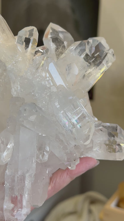 1.2KG巴西白水晶簇 Brazil White Quartz Cluster