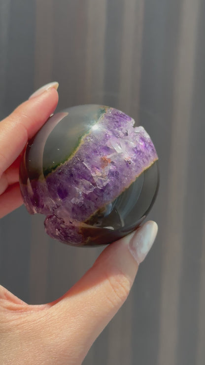 烏拉圭瑪瑙紫晶開口笑 Uruguay Amethyst Sphere with agate