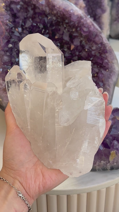 巴西白水晶簇  𝐖𝐡𝐢𝐭𝐞 𝐐𝐮𝐚𝐫𝐭𝐳 𝐂𝐥𝐮𝐬𝐭𝐞𝐫
