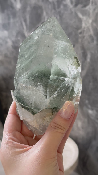印度喜馬拉雅綠幽靈白水晶 India Himalayan White Quartz with green phantom