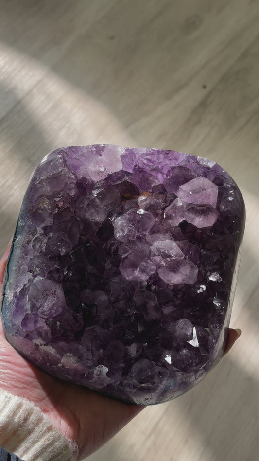 巴西紫晶簇 Brazil Amethyst Cluster