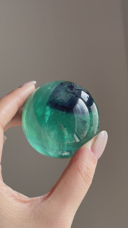 巴西紫綠螢石球Brazil Purple and Green Fluorite Sphere