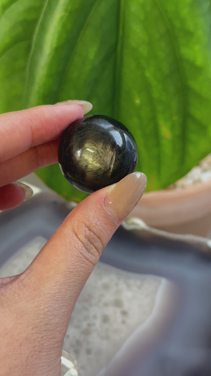 金運石球Hypersthene Sphere