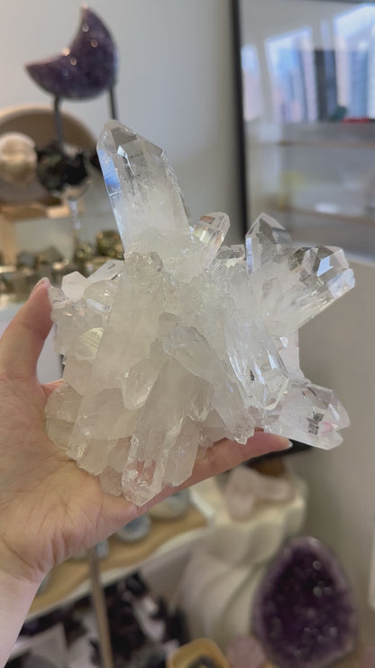 1.2KG巴西白水晶簇 Brazil White Quartz Cluster