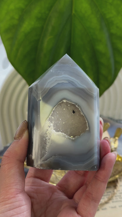 Brazil Agate Tower