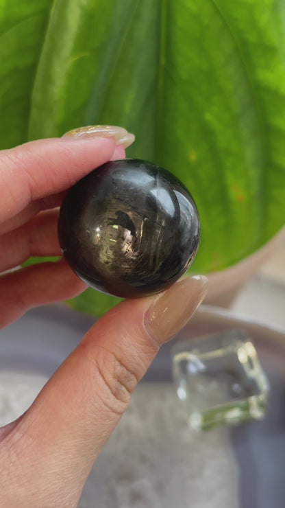 金運石球Hypersthene Sphere