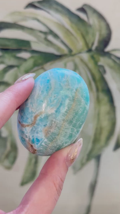 藍霰石/ 藍文石 Blue Aragonite Palm stone