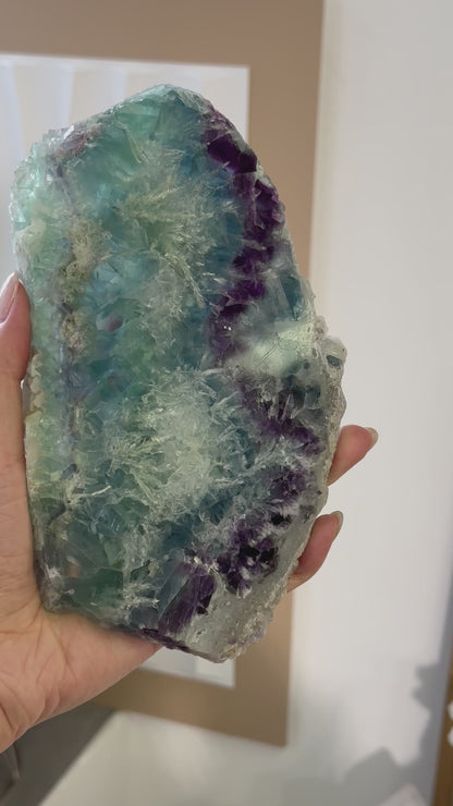 紫藍羽毛螢石板 Fluorite plate
