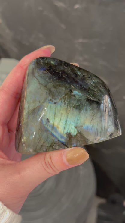 拉長石 Labradorite