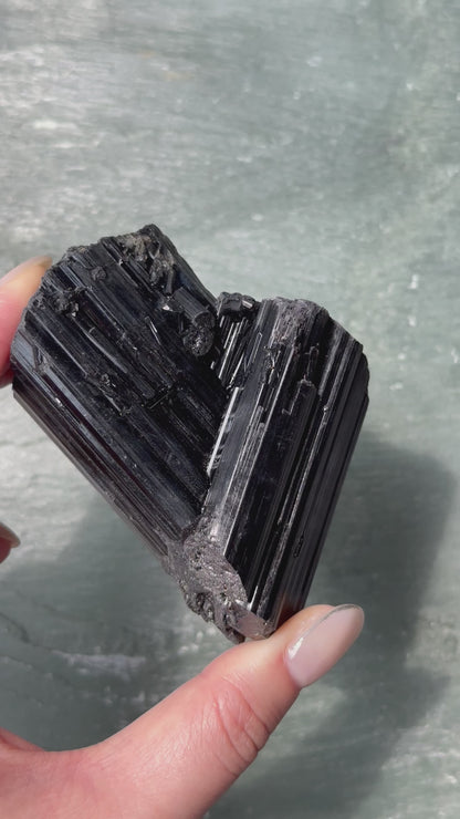 莫桑比亞亮面黑碧璽 Raw Mozambique Black Tourmaline